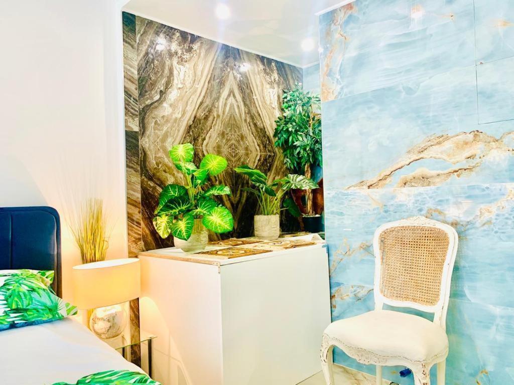 Endless Stunning Mediterranean Sea Views Promenade Des Anglais Nisa Exterior foto