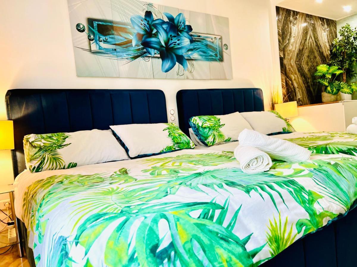 Endless Stunning Mediterranean Sea Views Promenade Des Anglais Nisa Exterior foto